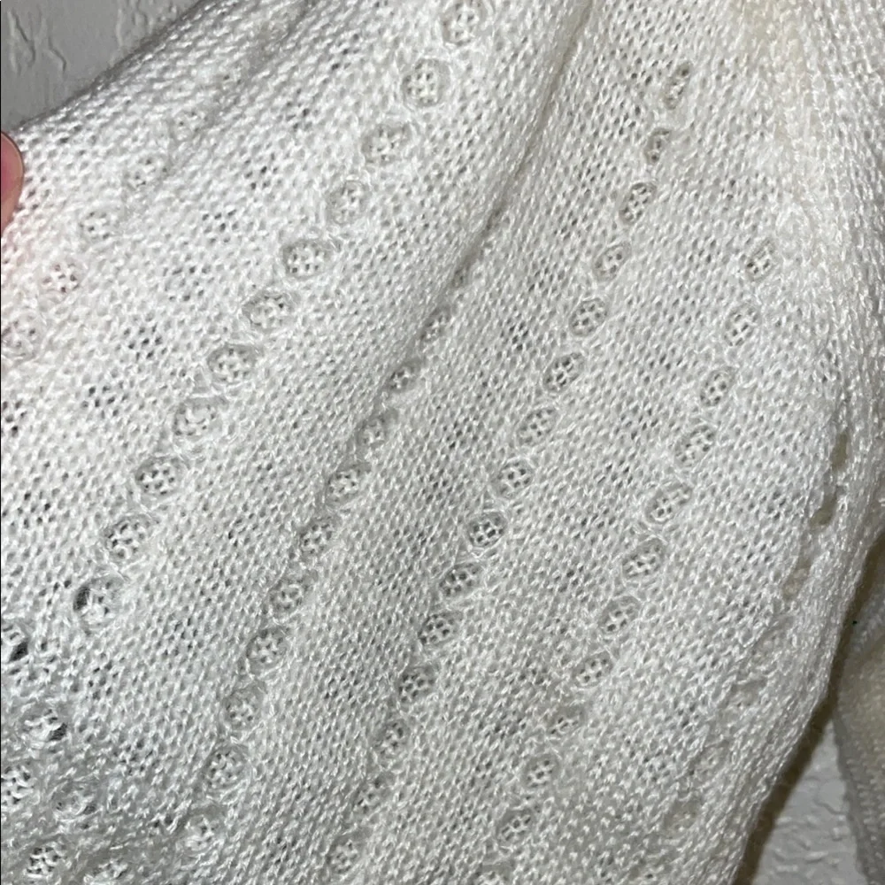 White Crew Neck Sweater with Soft Knit Material and Relaxed Fit - Picture 4 of 7